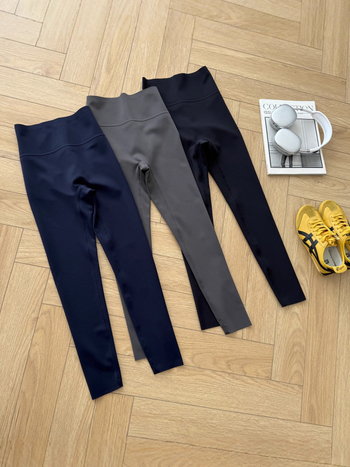 Pantaloni de yoga pentru femei, talie înaltă, căptuți cu fleece, croială tridimensională, slim-fit, nylon 74% / spandex 26%