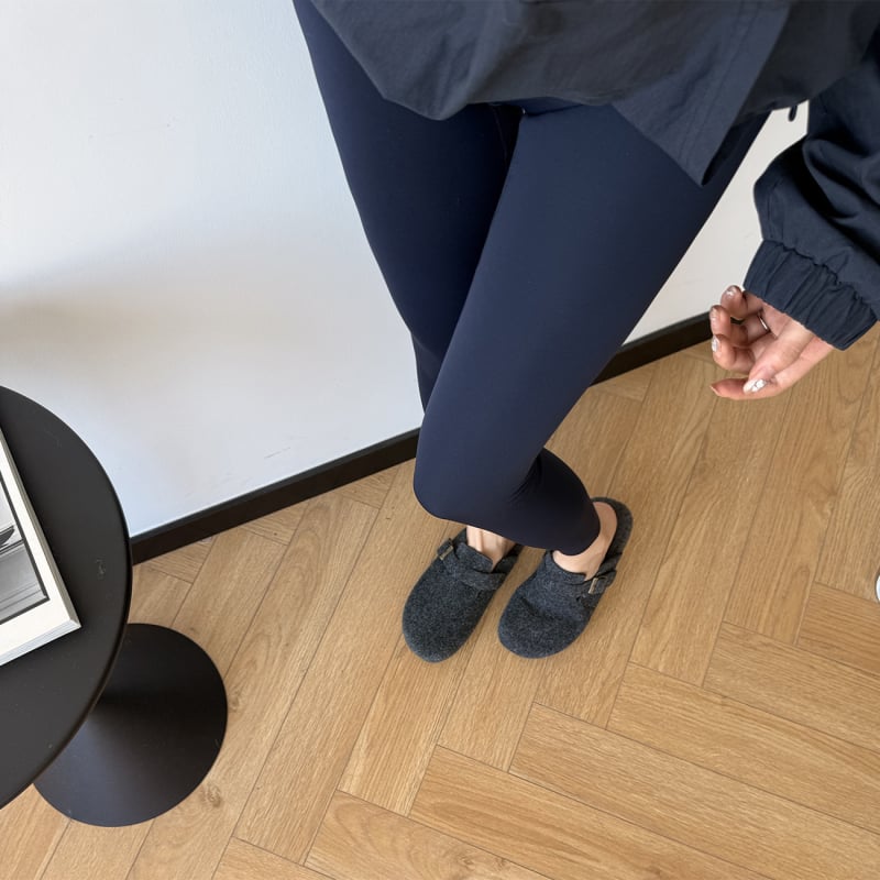 Pantaloni de yoga pentru femei, talie înaltă, căptuți cu fleece, croială tridimensională, slim-fit, nylon 74% / spandex 26%