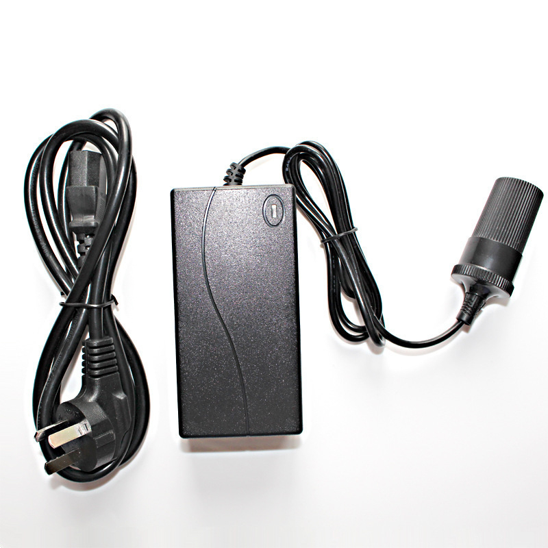 Auto električni adapter — pretvarač 220V u 12V, 60W, utičnica za cigaretu, ABS plast