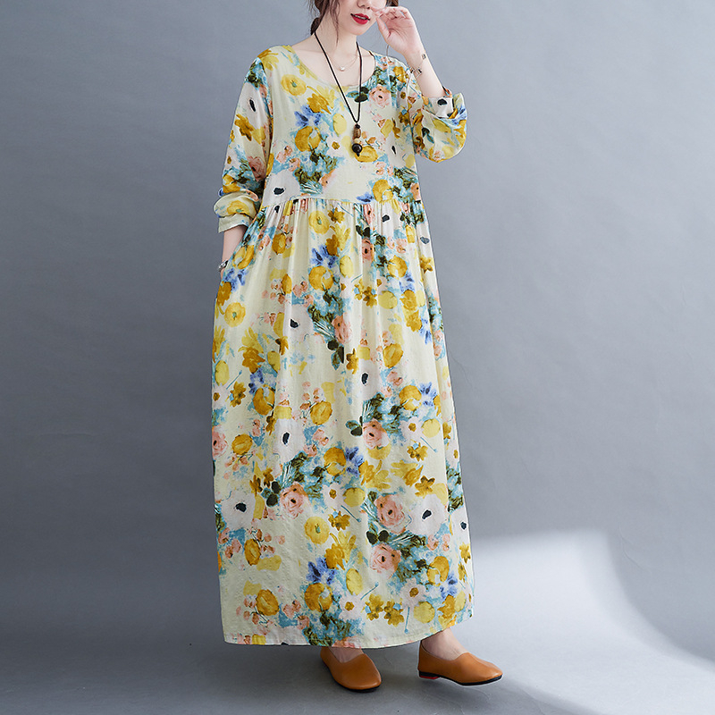 Haljina od brokarda s pulover krojem, dugi rukavi, okrugli izrez, elastični pojas, srednja duljina, street stil