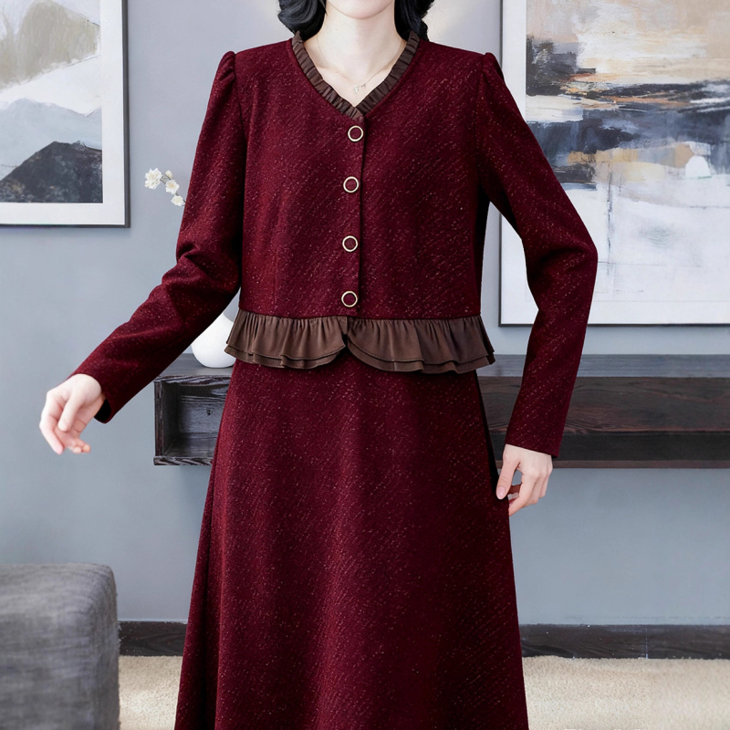 Haljina Kapok forest; šifon; glavni materijal: poliester 90–95%; stil: elegantan; duljina: 99 cm