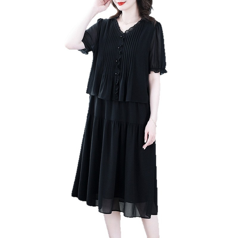 Haljina od šifona s 90-95% poliestera, duljina 99 cm, elegantan stil, presovan završetak
