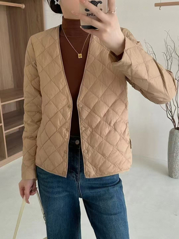 Пухено женско яке с гъши пух, тънък, полиестерна материя, V-образна яка, съдържание на пух 85–90%