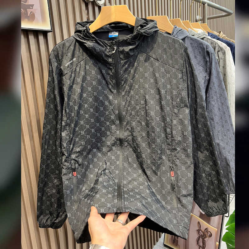 Muška majica s kapuljačom za zaštitu od sunca, tanka, brzo se suši, slobodan kroj