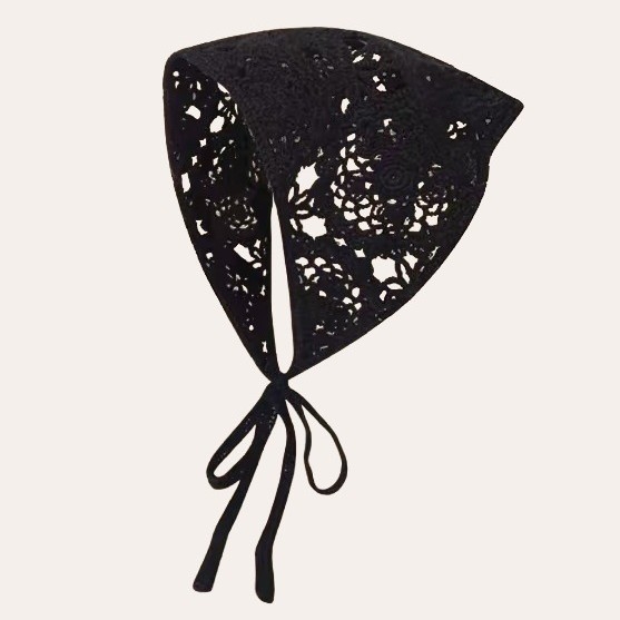 Headwear: Women's hollow-knit headscarf with lace-up triangular headband, Japanese pastoral style (Material: Other; Kind: Headbands, hair ties; Shape: Women's; Season: 2025 Summer)