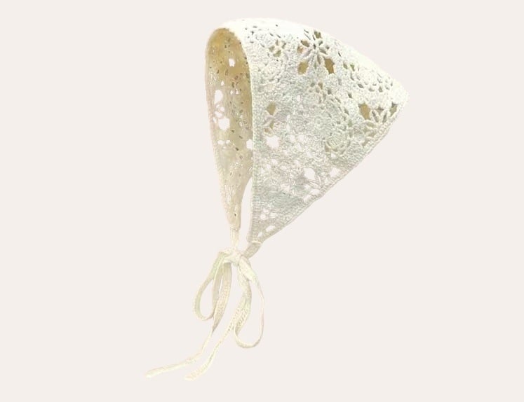 Headwear: Women's hollow-knit headscarf with lace-up triangular headband, Japanese pastoral style (Material: Other; Kind: Headbands, hair ties; Shape: Women's; Season: 2025 Summer)