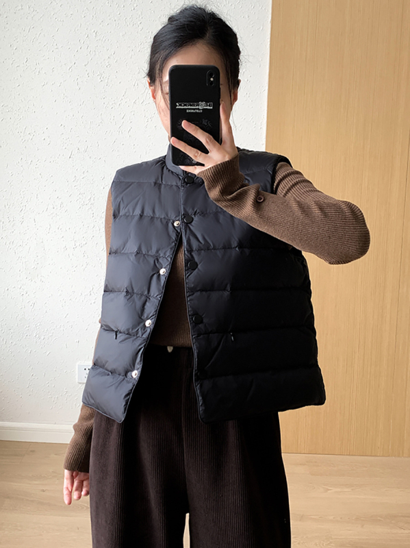 SEVEN TEARS Γυναικείο γιλέκο με πούπουλα, 86-90% λευκό χήνας πούπουλο, παχύ πολυεστέρας, σταθερή γιακά, κρυφό κούμπωμα με κουμπιά, μήκος 50-65 εκ, Χειμώνας 2025, κομψό αστικό στυλ