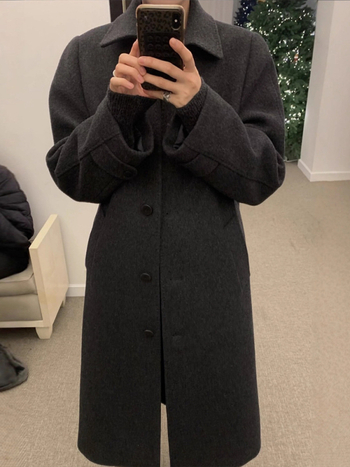 Női gyapjúkeverék kabát reverrel - hosszú testhossz, laza szabás, hosszú ujjú