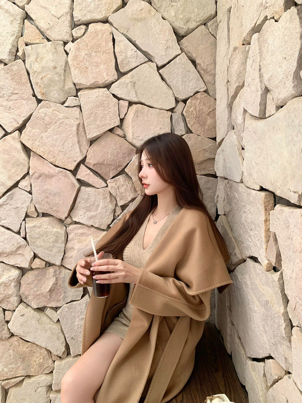 Ženski vuneni kaput od ovčje vune, udoban kroj, dugački model, rever, Zima 2025