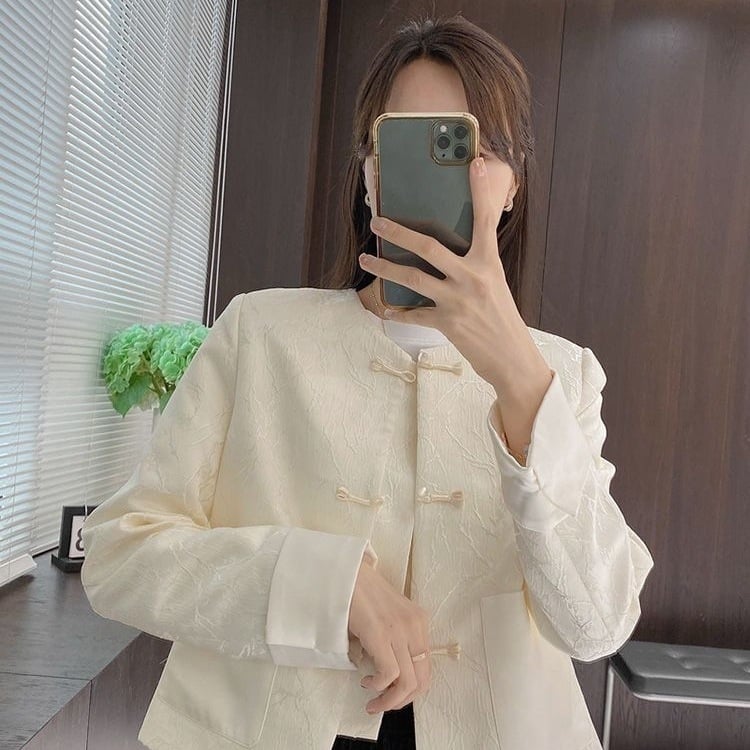 Női rövid kabát, polo gallér, chenille anyag, 90–95% Spandex, egy soros gombolás, 2025 tavasz