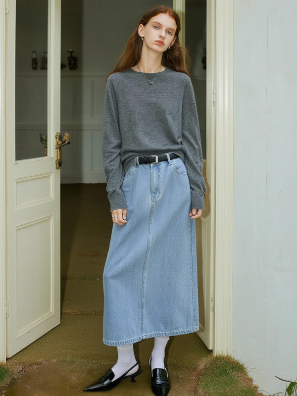 Kasmírszálas pulóver, kerek nyakú, hosszú ujjú, bő szabás