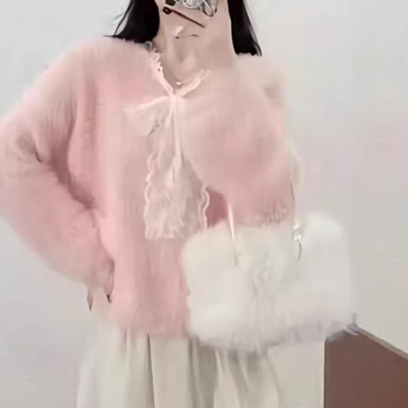 Mesterséges kasmír kötött pulóver patchwork csipkével, V-nyakú, hosszú ujjú, laza szabású, normál hossz