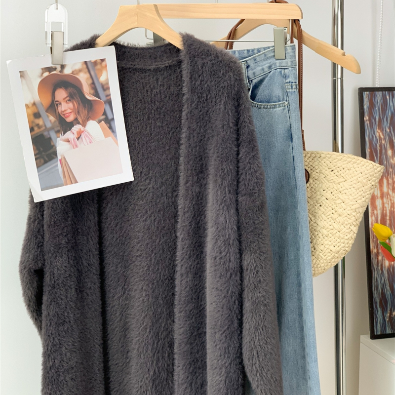 Női kardigán-pulóver mesterséges Mink anyagból, fő anyag nylon, vastag, V-nyakú