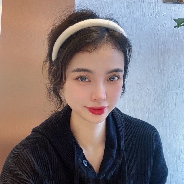 Bandă pentru păr cu coroană înaltă, din pluș, pentru femei, toamna 2025, lucrată manual