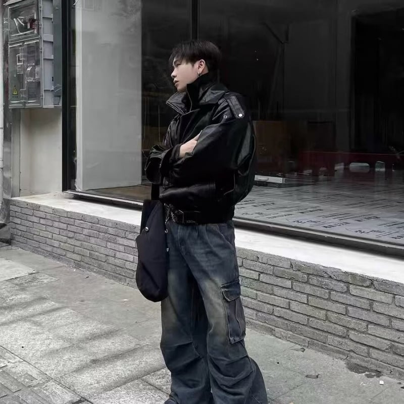 Geacă de piele pentru femei – lungime extra, guler stil rever, mâneci super lungi, croială lejeră, stil urban, lansare toamnă 2024