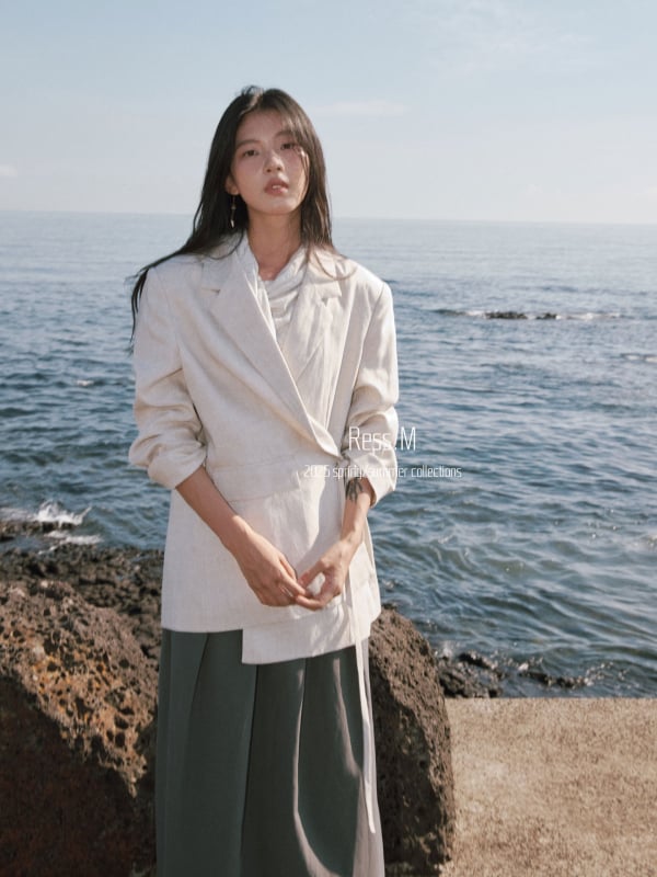 Дамско сако с прав силует от Tencel Lyocell (70-80% Lyocell; средна дължина; дълги ръкави; еднобортово)