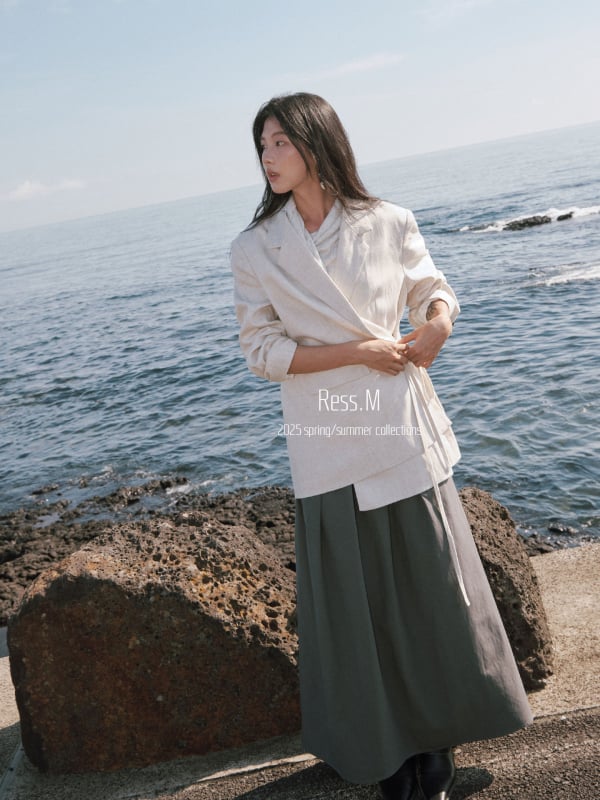 Дамско сако с прав силует от Tencel Lyocell (70-80% Lyocell; средна дължина; дълги ръкави; еднобортово)