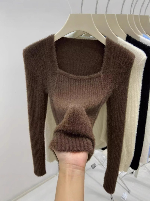 Ženski Mink Velvet pleteni džemper, gusto viskozni vlakno, kvadratni izrez, dugi rukavi, uski kroj