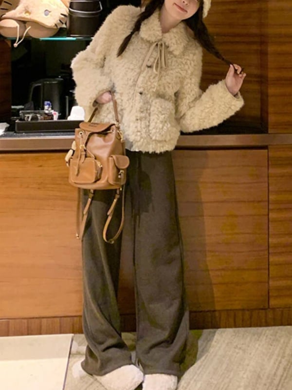 Дамско памучно късо палто с яка от косъм, свободна кройка, дълги ръкави, цип (Зимна колекция 2025)