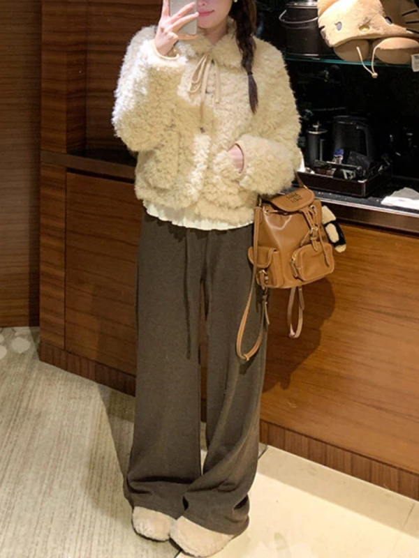 Дамско памучно късо палто с яка от косъм, свободна кройка, дълги ръкави, цип (Зимна колекция 2025)