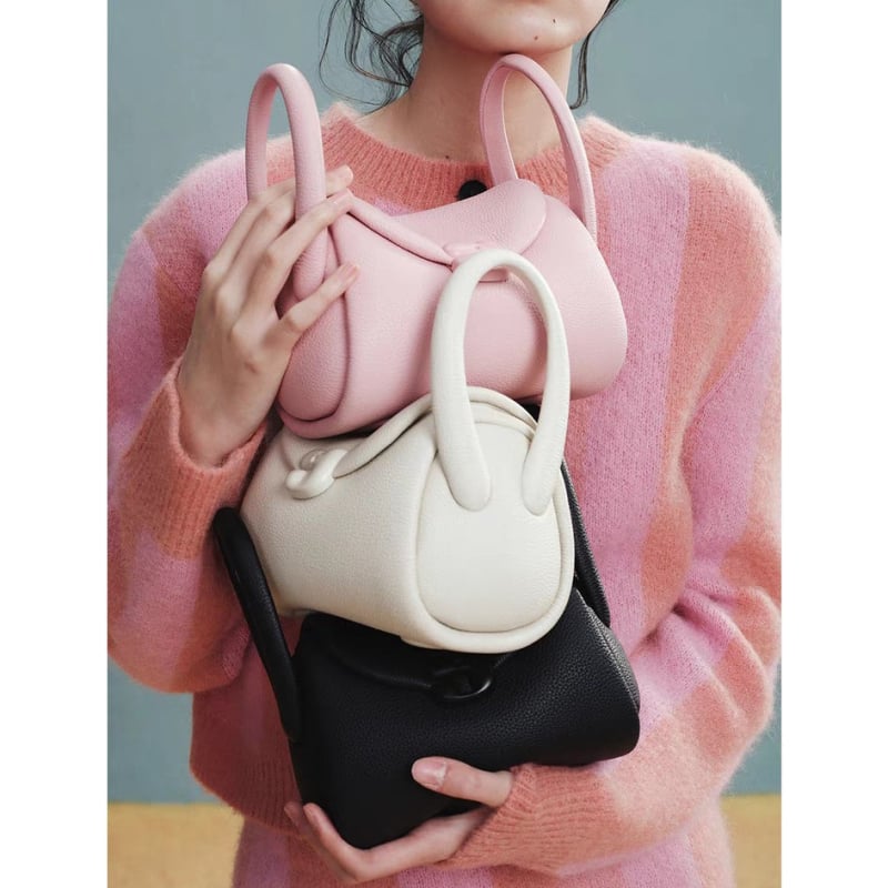 Torba od prave kože u obliku jastuka — cilindrična, magnetno zatvaranje, unutarnja pretinac za telefon, torba s poklopcem