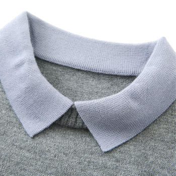 Pleteni džemper sa životinjskim uzorkom, opuštenog kroja, polo ovratnik, rukavi stil princeze