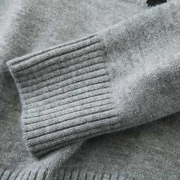 Pleteni džemper sa životinjskim uzorkom, opuštenog kroja, polo ovratnik, rukavi stil princeze