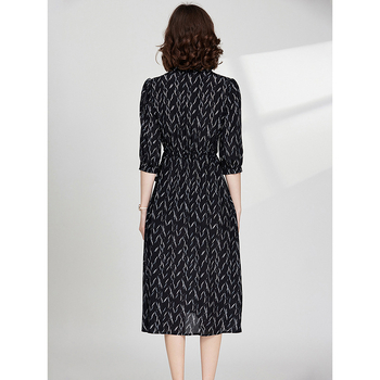 Svila s floralnim uzorkom, haljina A-linijska bez rukava, V-izrez