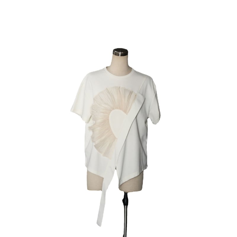 Персонализирана тениска с неправилна форма, къс ръкав — пробни образци; плат: химическо влакно и плетен памук; обработка: OEM, пробно и чертежно; пробен цикъл 3–5 дни; капацитет 50 бр/ден