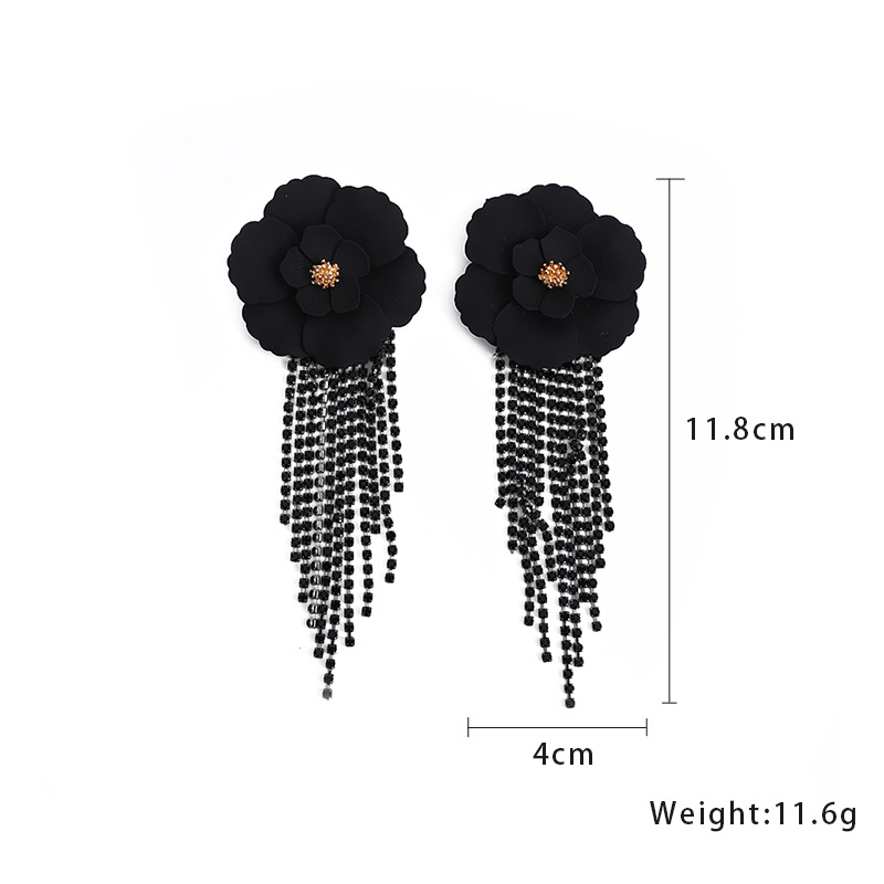 Обeци – флорална стилизация, пискюлна висулка, ушни игли от сребро 925, смесени материали, емалово покритие