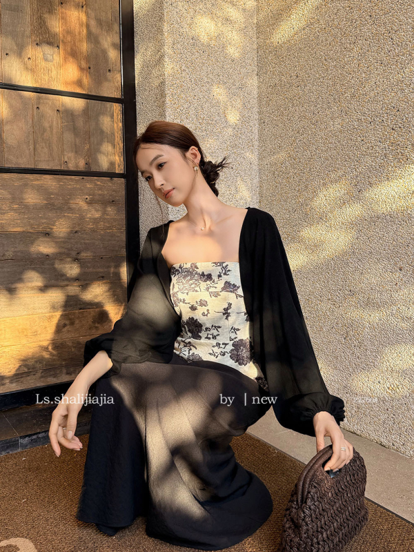 Bustier top s retro floral printom, bez naramenica, slim fit, kratka duljina 40–50 cm