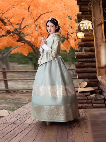 Tradicionalni korejski hanbok za žene — Yanji stil, za scenske nastupe i putničke fotografije, poliester 95%+, zima 2024