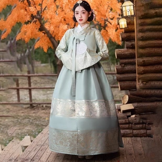 Tradicionalni korejski hanbok za žene — Yanji stil, za scenske nastupe i putničke fotografije, poliester 95%+, zima 2024