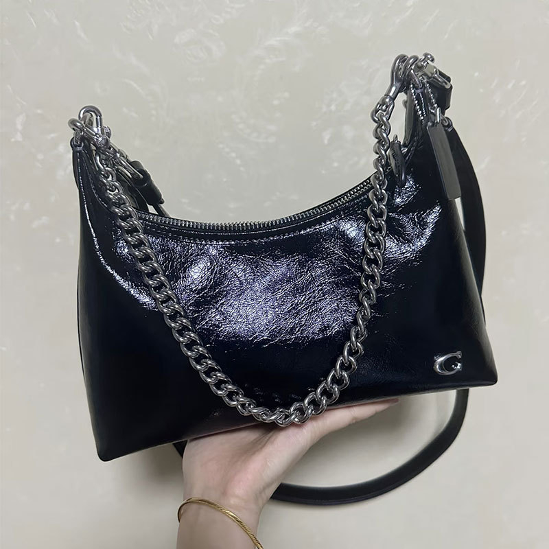 Torba ispod pazuha PVC, srcolit oblik, zatvarač, gradski minimalistički stil