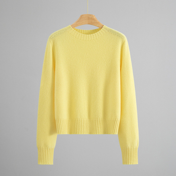 Кашмирен пуловер с кръгла яка, свободен силует, дълги ръкави