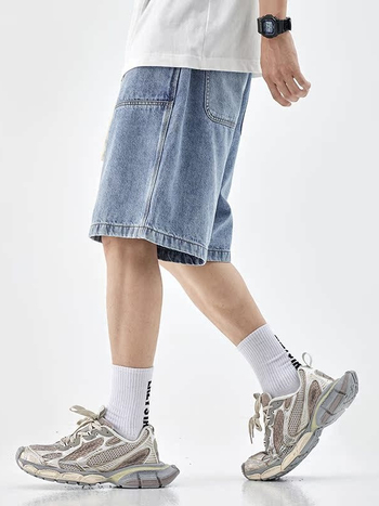 Muške traper šorceve - opuštena kroj, pamuk denim, duljina do butina, ljeto 2025