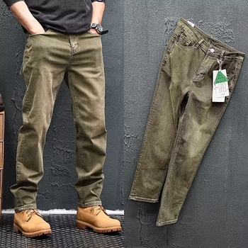 Férfi egyenes szabású farmernadrág, középmagas derekú, cipzáras zárás, magas rugalmasság, könnyű anyag