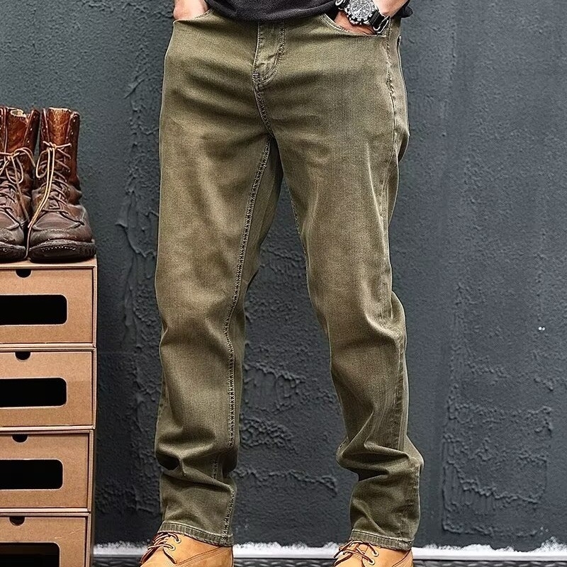Férfi egyenes szabású farmernadrág, középmagas derekú, cipzáras zárás, magas rugalmasság, könnyű anyag