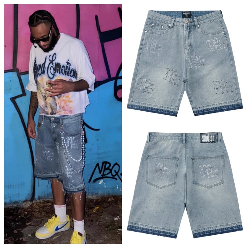 Muški denim šorc s Rhinestone, ispran i izlizan, slobodan ravni kroj, srednji pojas, ziper