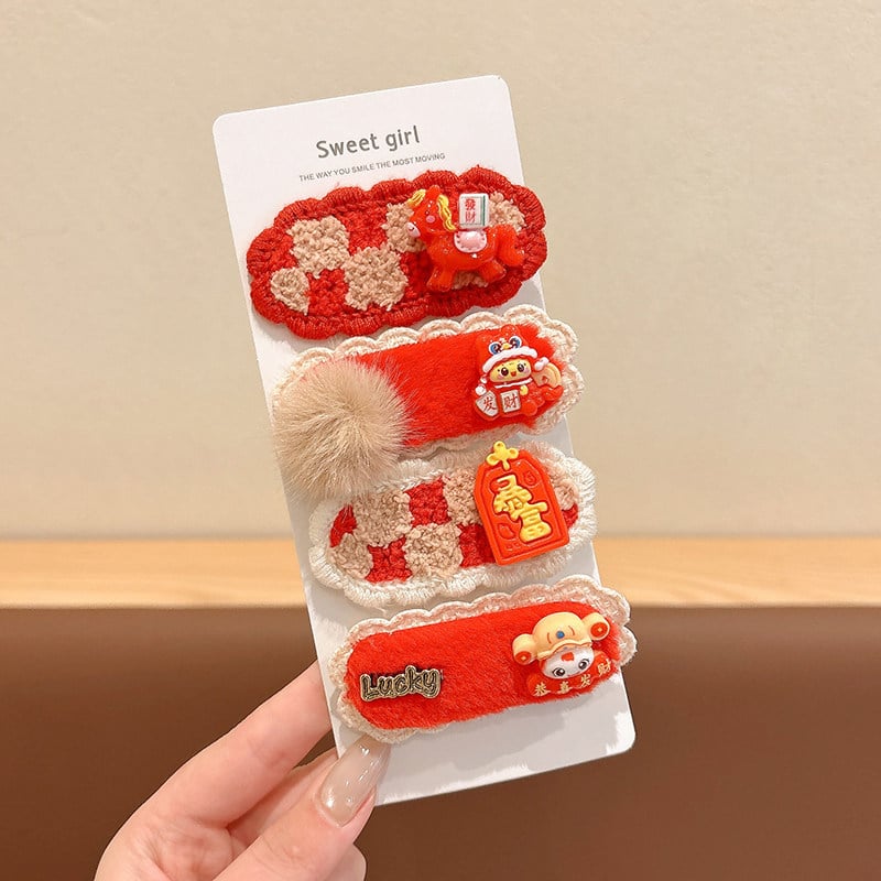 Clips de păr pentru copii – stil etnic de Anul Nou, lucrat manual; material: aliaj și țesătură; tip: clemă; potrivit pentru copii