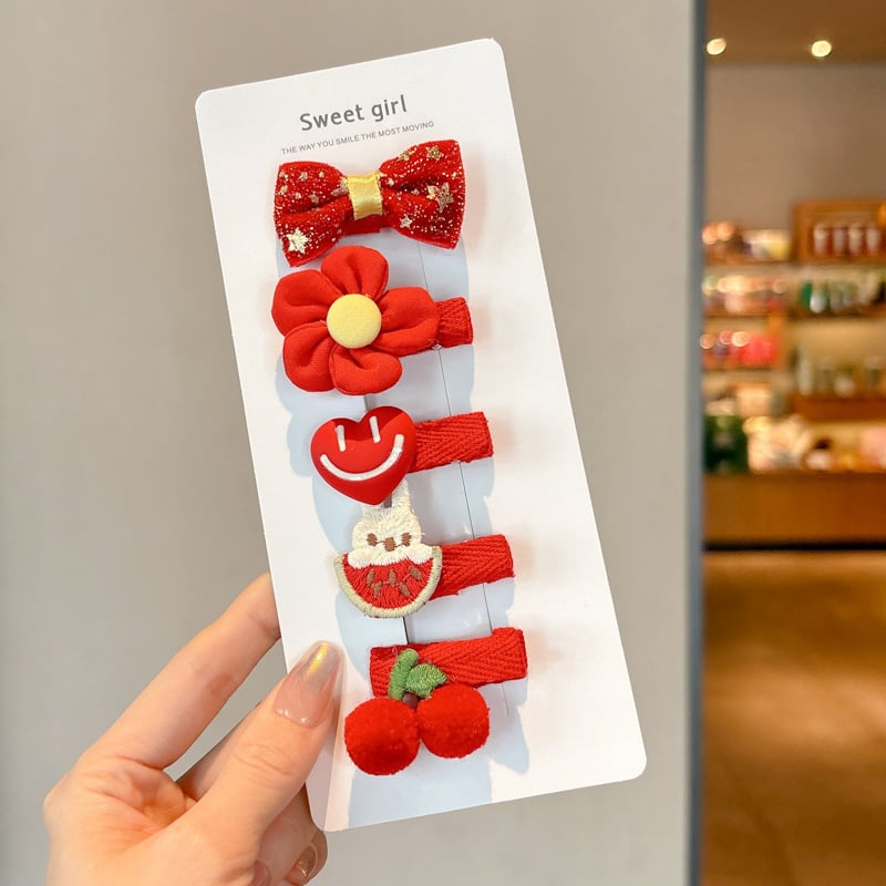 Clips de păr pentru copii – stil etnic de Anul Nou, lucrat manual; material: aliaj și țesătură; tip: clemă; potrivit pentru copii