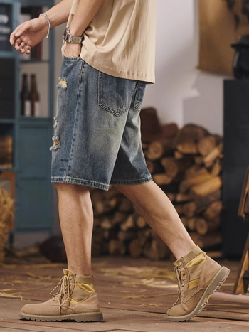 Muške šorceve s rastrganim džins izgledom, labav regularni kroj (Prozračan; 100% poliester; džin izgled)