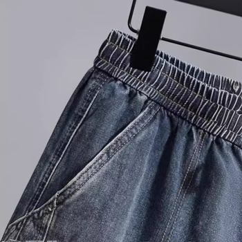 Muške denim kratke hlače – slobodan kroj, srednji pojas, detalji s patch-ovima, poliester tkanina, ležerni stil, ljeto 2024