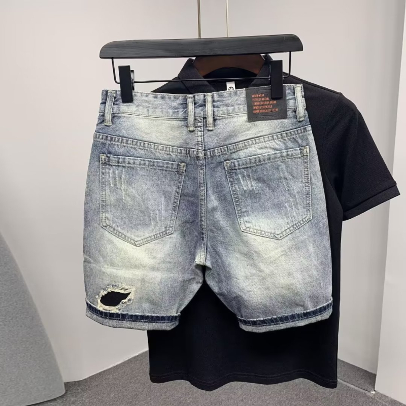 Džins šorc s rupama, lagani pamuk-denim, ravni kroj, srednja duljina, ljeto 2024