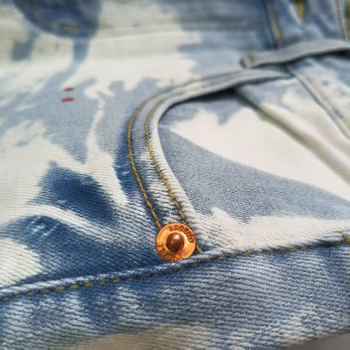 Capri hlače, ravni kroj, pamučni denim, mikroelastičnost