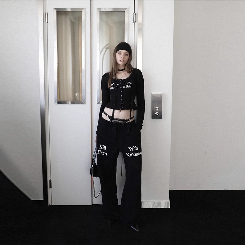 Tricou dama din seria Korean Badblood BCAC, din bumbac, imprimeu text, mâneci scurte, guler rotund, croială slim