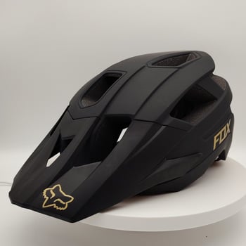 Kaciga za biciklizam - unisex, nepersonalizirana, bez logotipa, generička marka