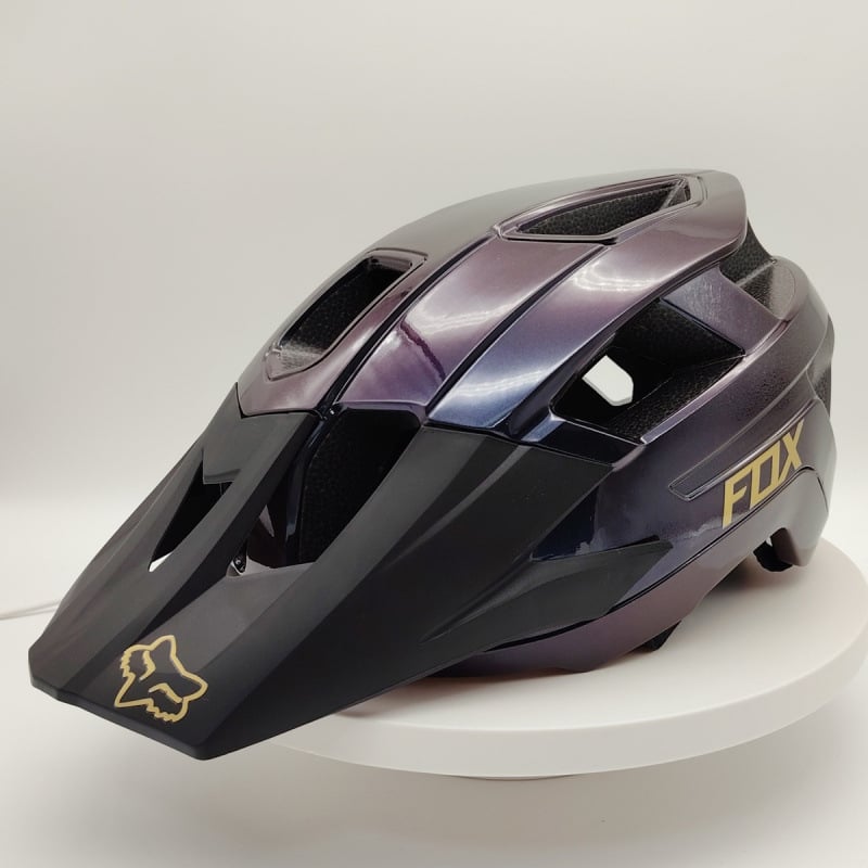 Kaciga za biciklizam - unisex, nepersonalizirana, bez logotipa, generička marka