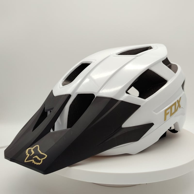 Kaciga za biciklizam - unisex, nepersonalizirana, bez logotipa, generička marka