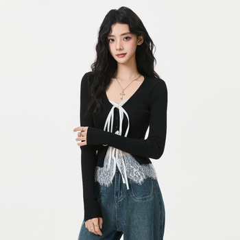 Čipkasta košulja s uzorkom lubanje, patchwork, V-izrez, dugi rukav, uski kroj